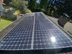 claen solar panels after 2 after cleaning solar panels